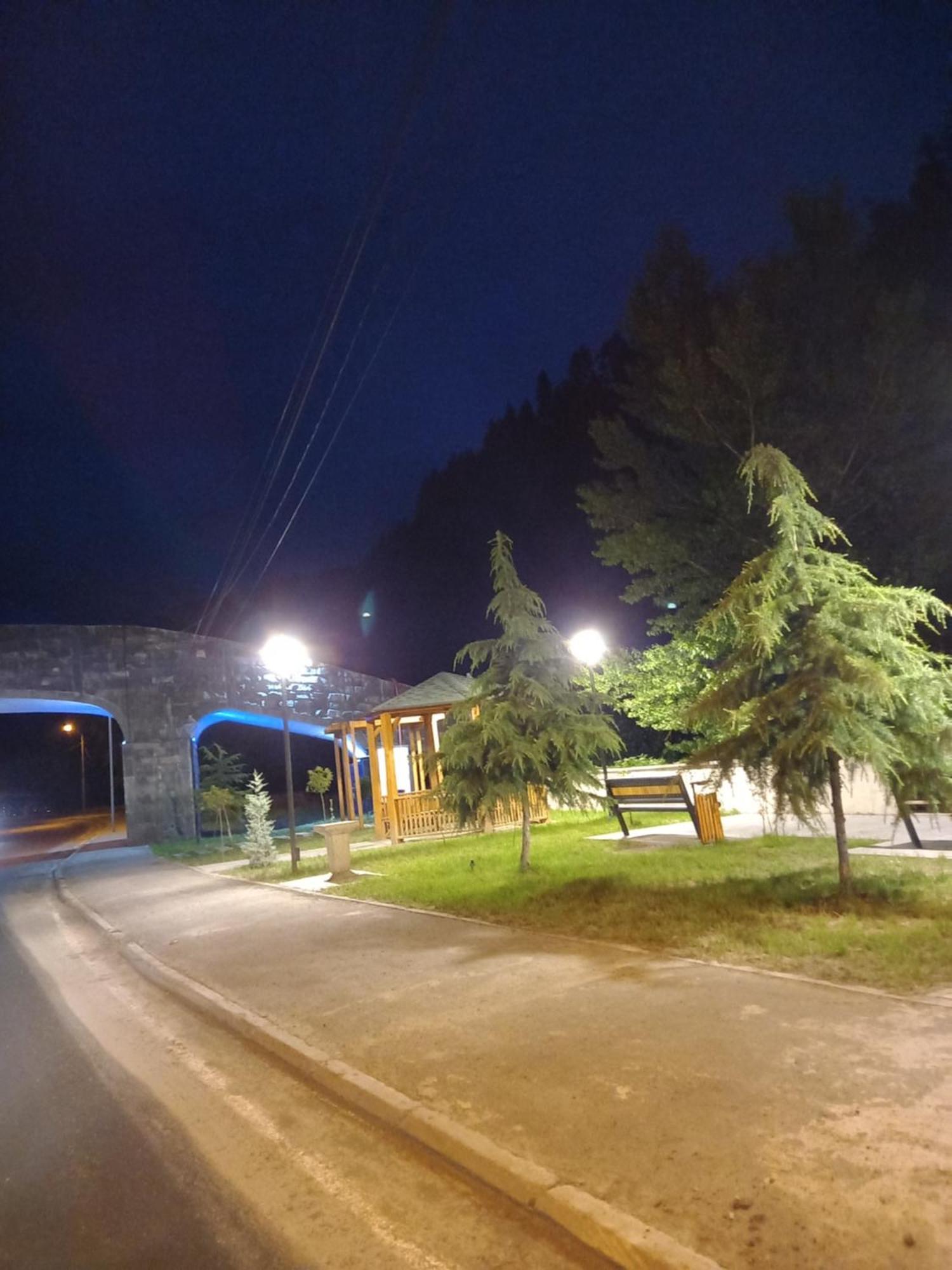 Guest House Tengiz Bordschomi Exterior foto